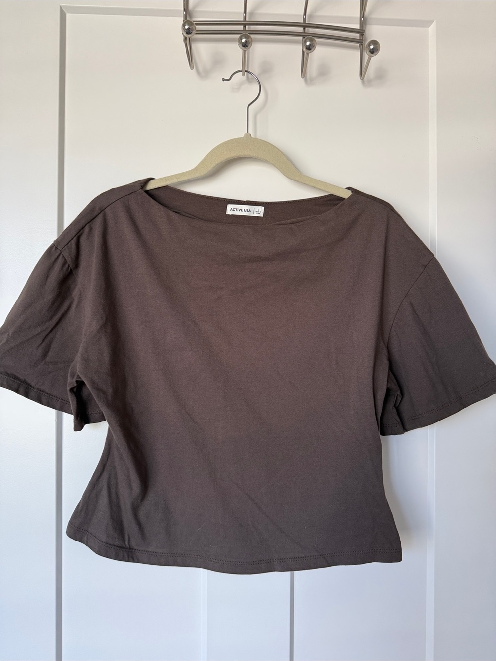 Active USA Women's Short Sleeve Boxy Crop Tee in Brown - Size L